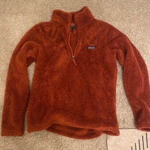 Burnt orange Patagonia fleece zip up